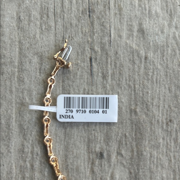 NEW 10k yellow gold Bamboo bracelet with 1/4 cttw diamonds - Picture 4 of 5